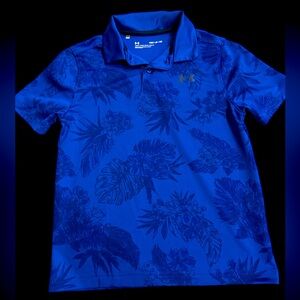 Boys short sleeve polo shirt.
